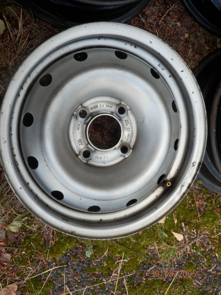 4xPlechové disky na CITROEN 14tky. ET24 300kč všechny. - 3