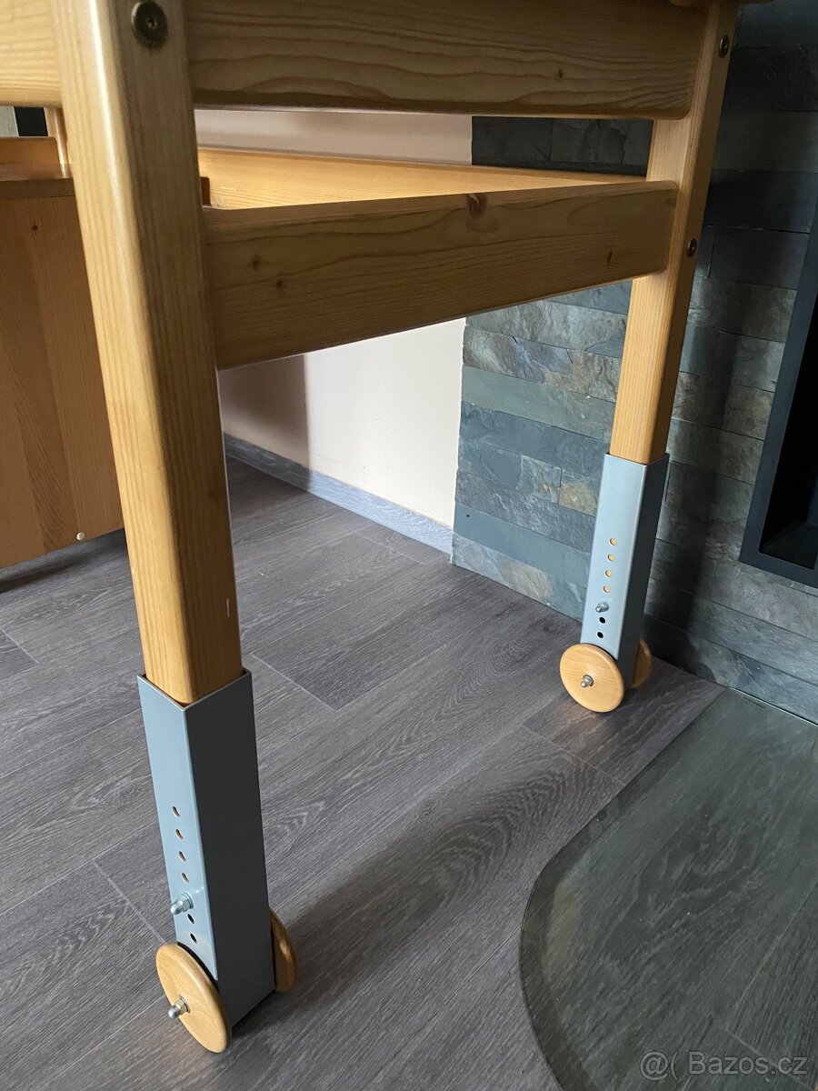 Dětský rostoucí psací stůl - 3
