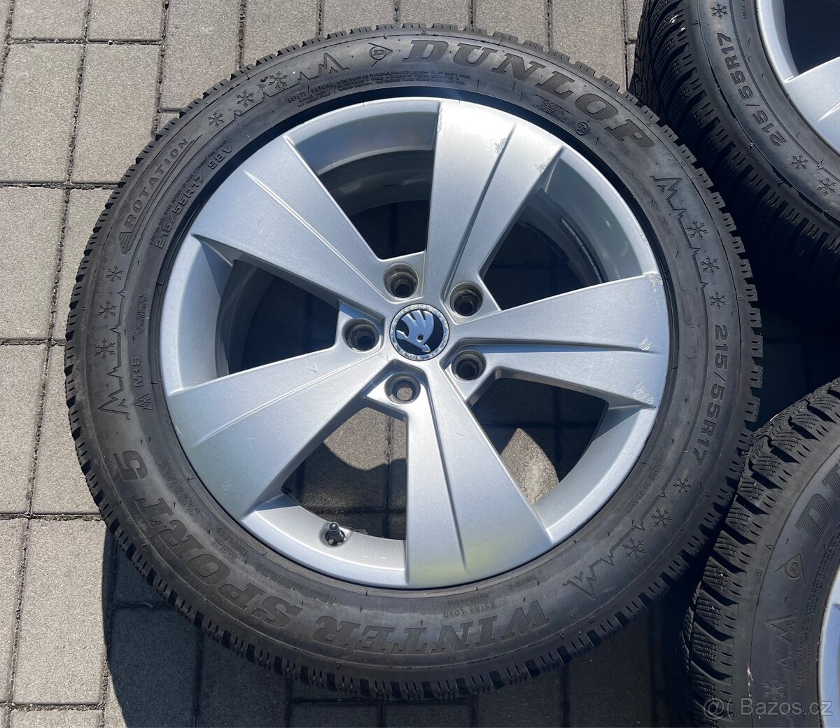 Superb - 17 Triton + zimní 215/55 R17 Dunlop 8mm - 3