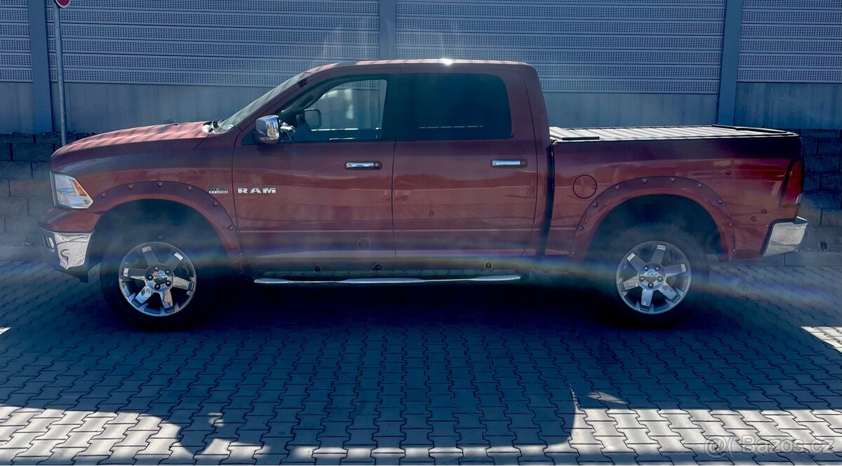 Dodge Ram 5,7 HEMI - 3