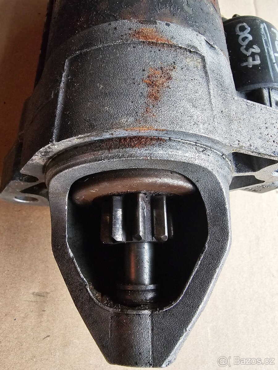 Starter Audi A8 rok 2002 - 3