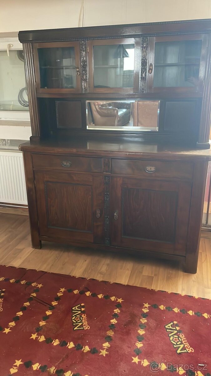 Starožitný nábytek - 3