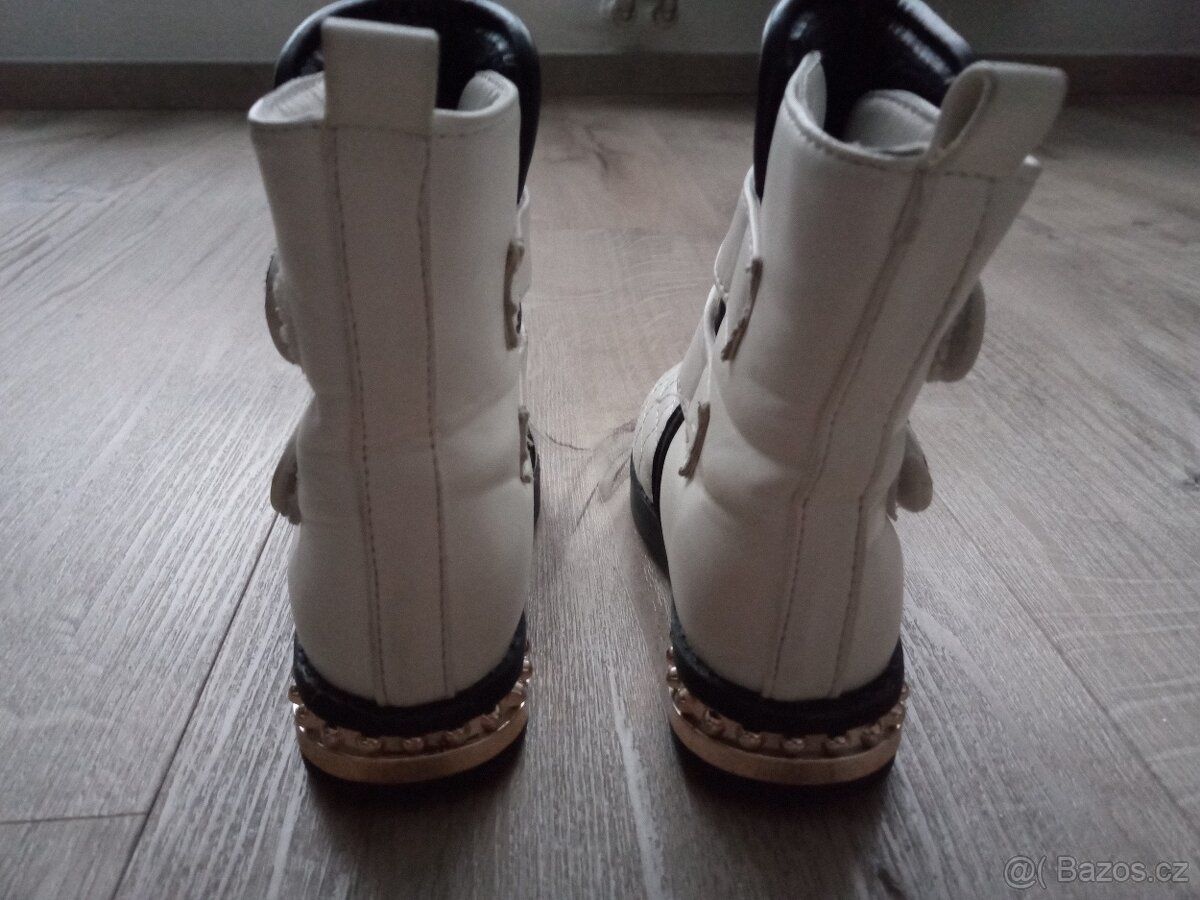 Dívčí jarní/podzimní čižmičky, vel. 26 - 3