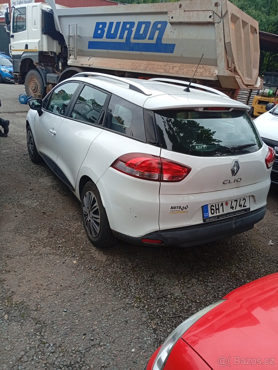 Prodám Renault Clio - 3