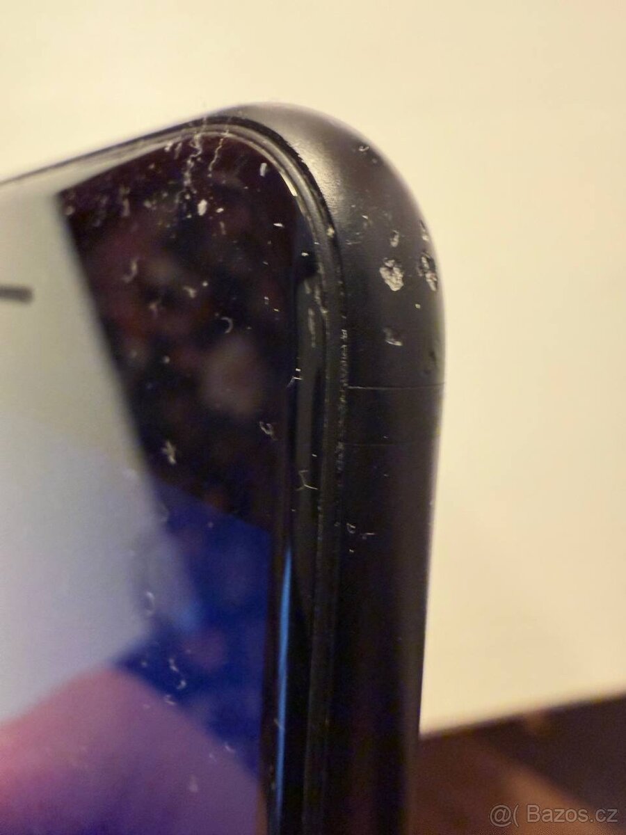 iPhone SE2020 černý 64gb - 3