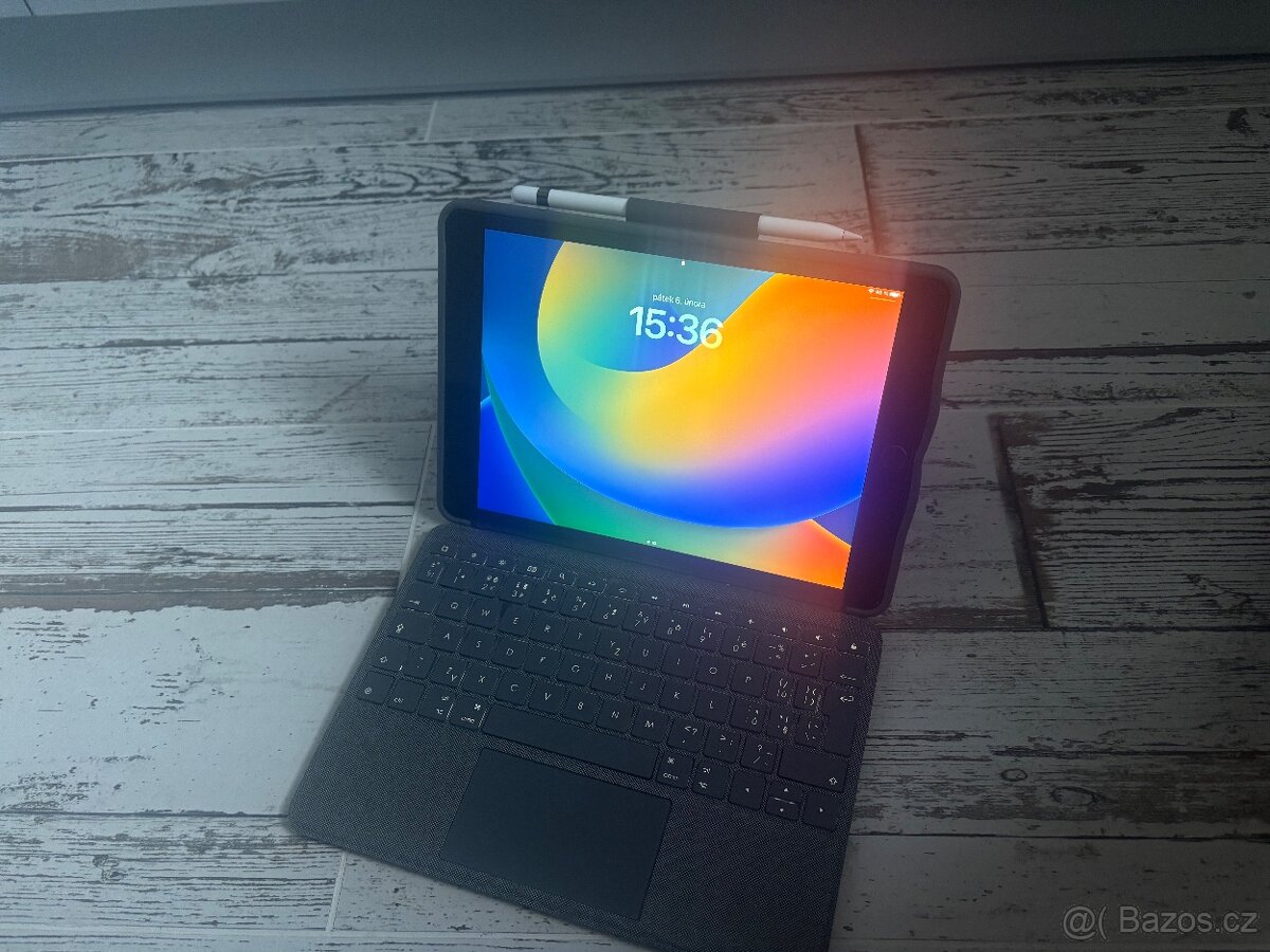 iPad 10.2" (2021) + PENCIL + LOGITECH COMBO TOUCH - 3