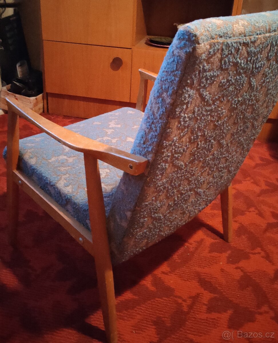 Retro křesla se 4 židlemi a stolem - 3