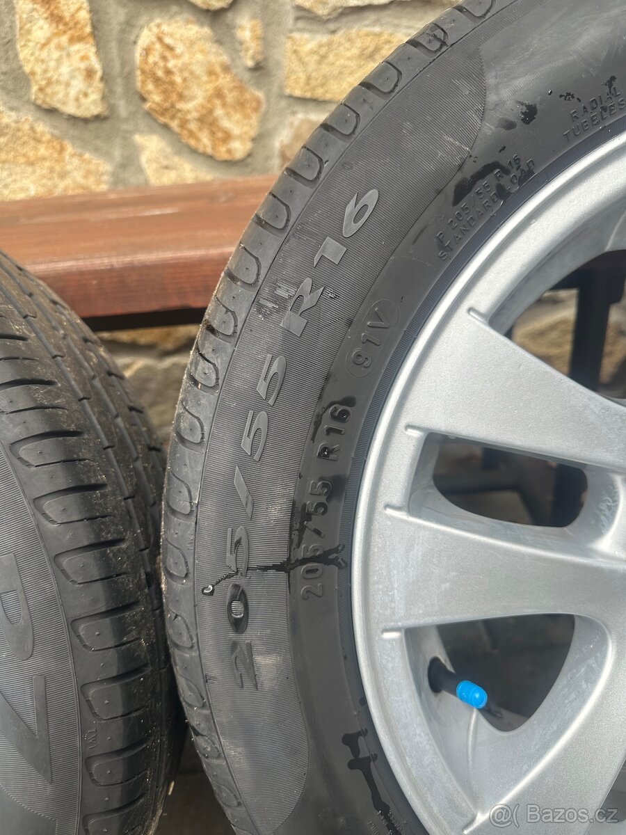 Originál BMW kola 205/55 R16 - 3