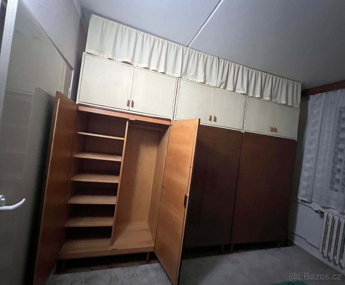 Šatni skříně s nádstavci - 3