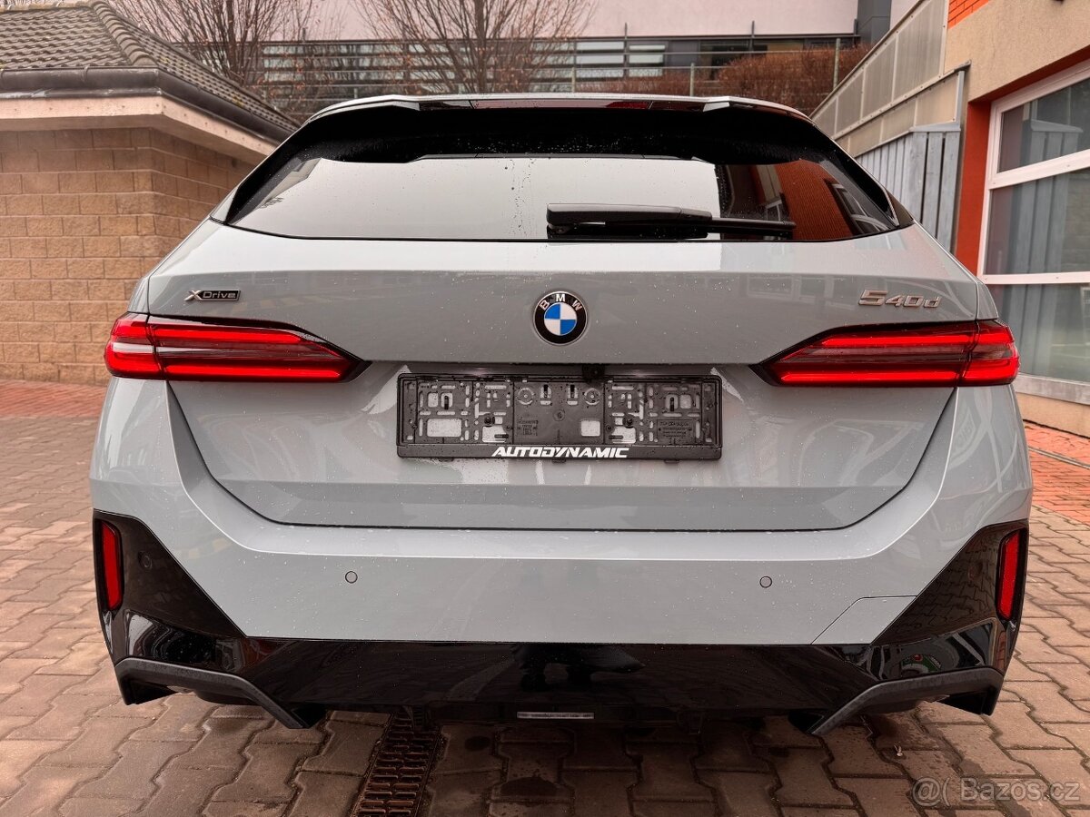 BMW 540 X Drive touring M paket - 3