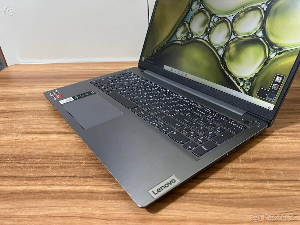 Lenovo Ideapad 3 - 3