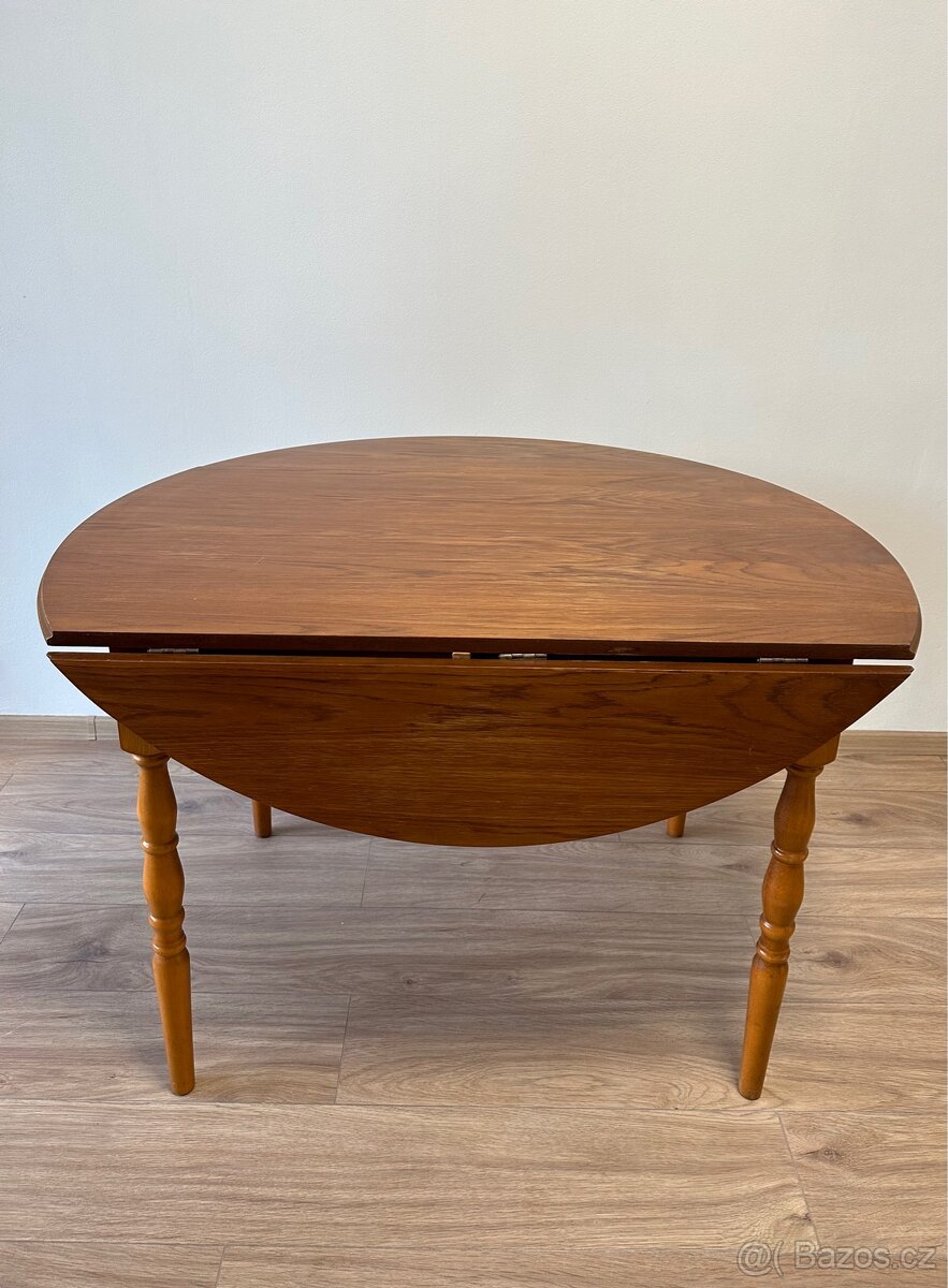 Rozkládací jídelní kulatý stůl z masivu - 3