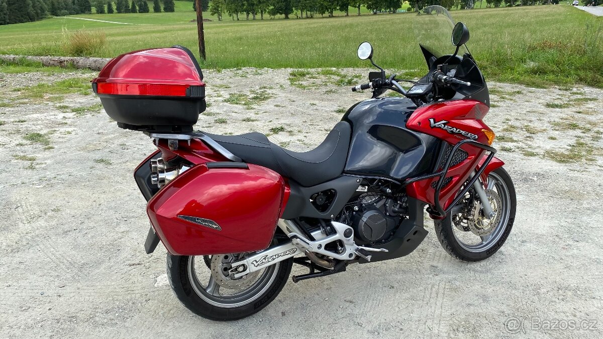 Honda XL 1000V Varadero / 3x kufry, snížená, super stav - 3