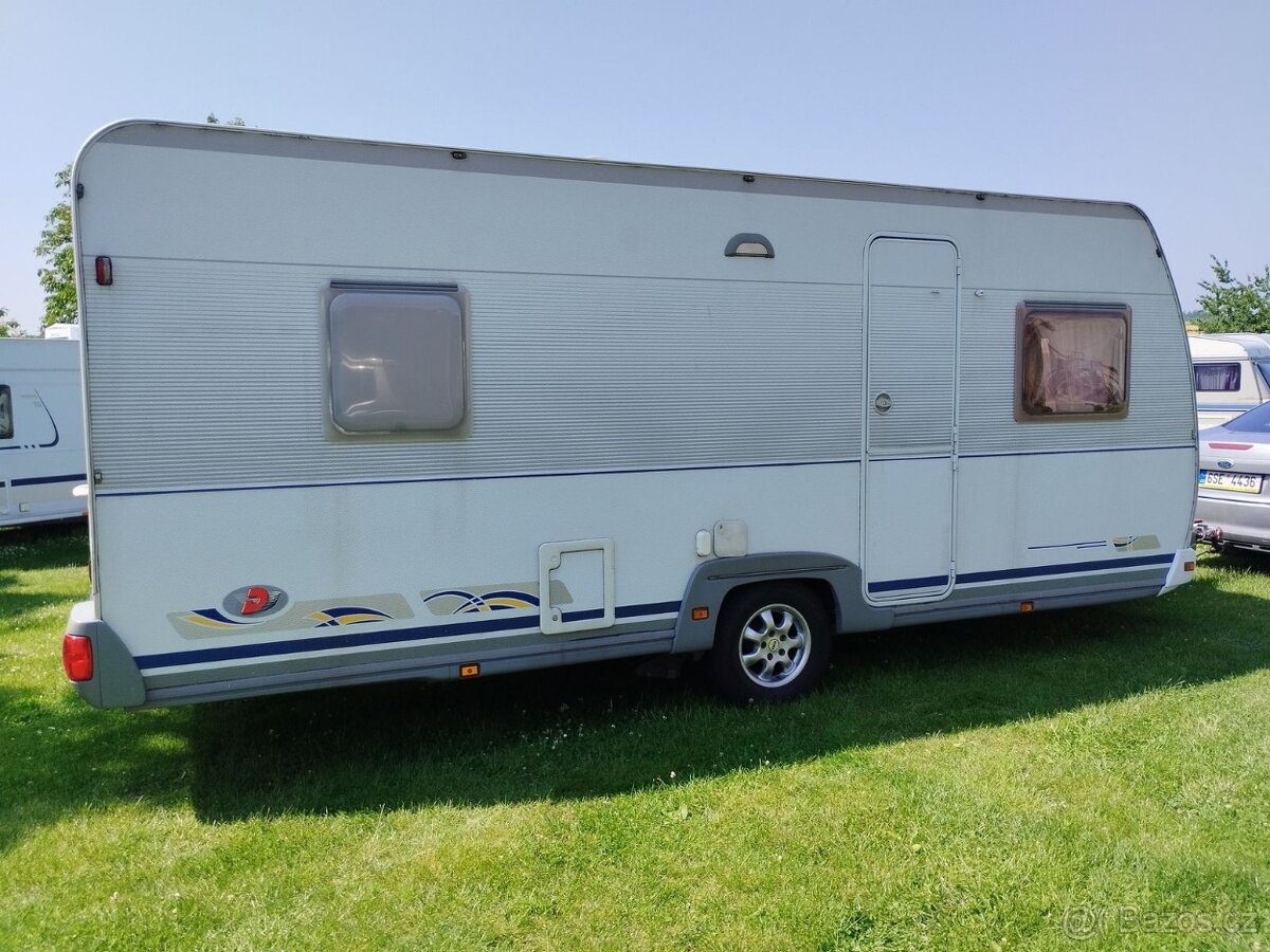 DETHLEFFS pro 4.Fr.postel. Mover+bat. Sprcha. 100km/h - 3