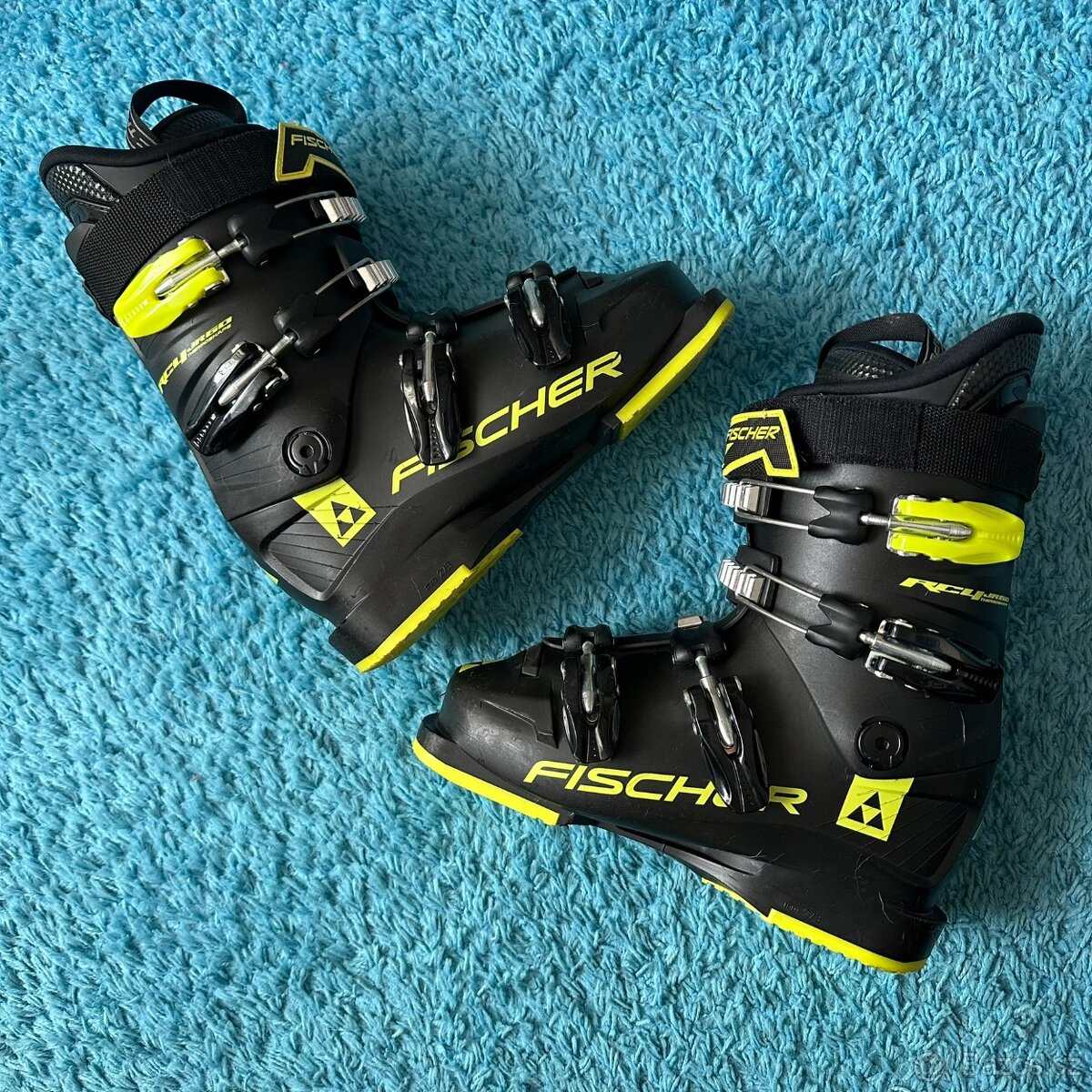 Prodám Fisher sjezdové boty juniorské 23,5 cm - 3
