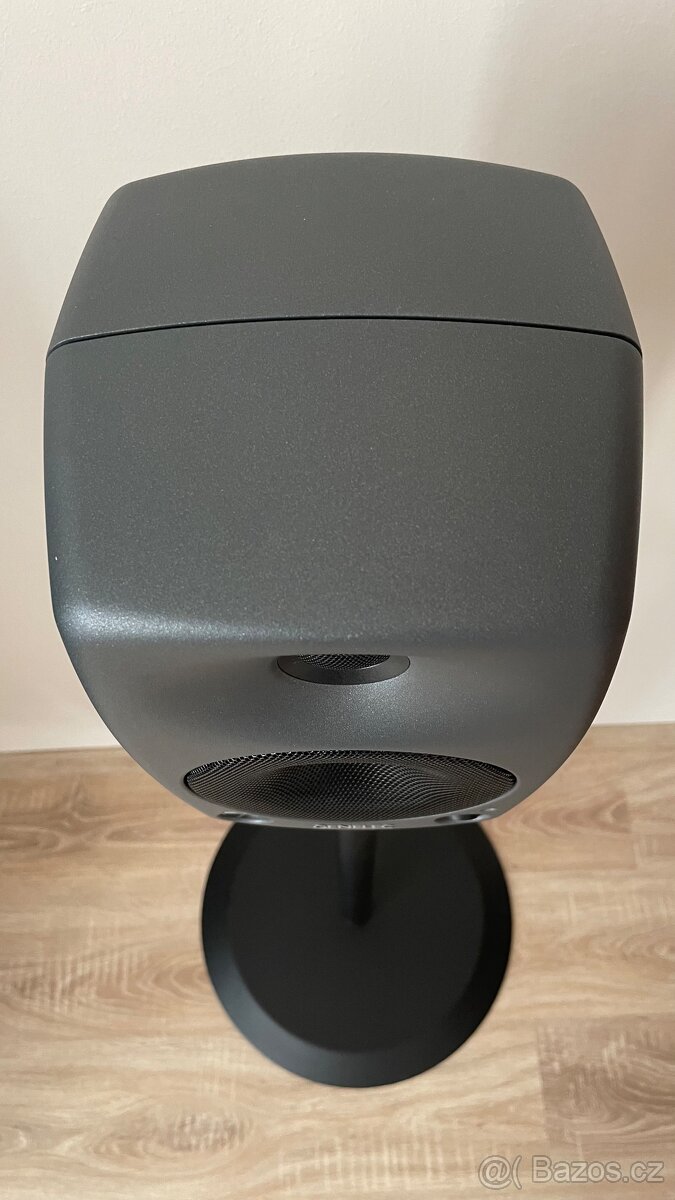 Genelec 8030B + stojan - 3