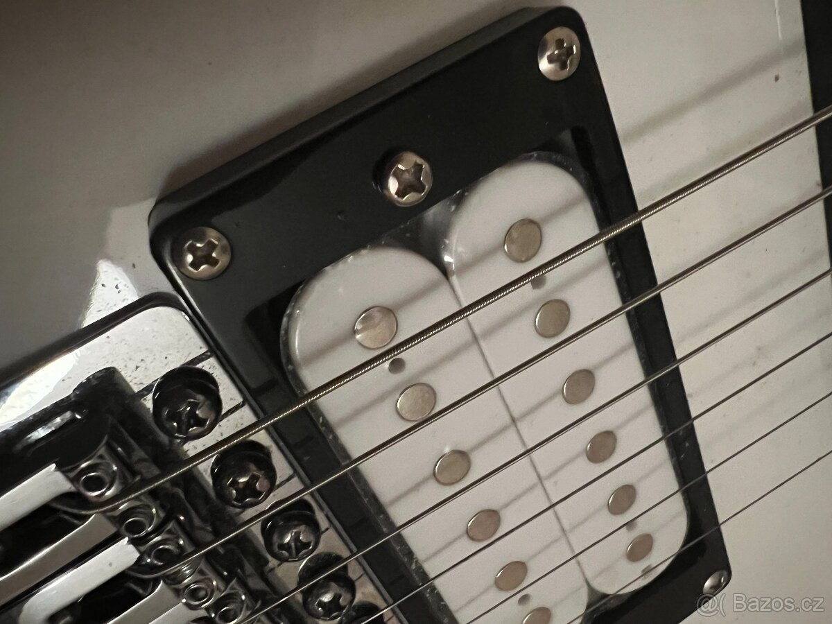 elektrická kytara malá - 3