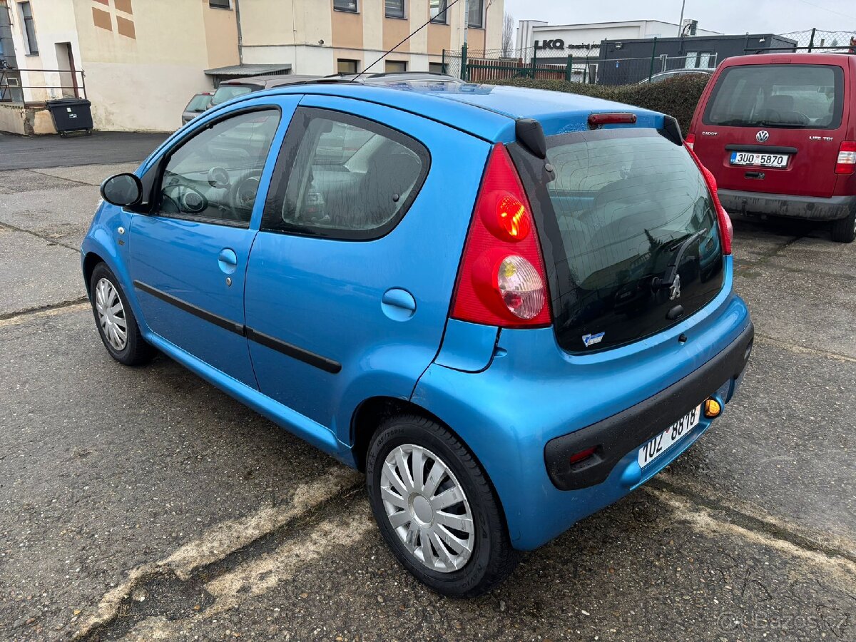 Peugeot 107, r.v. 2005 5 dveří - 3