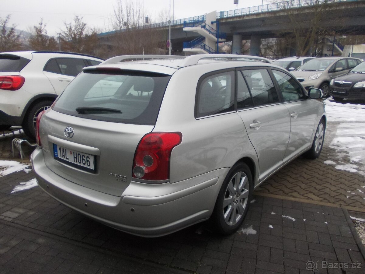 Toyota Avensis, 2.0 D-4D 93KW - 3
