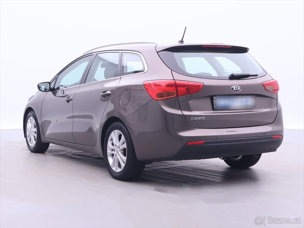 Kia Ceed 1,6 GDI 99kW CZ Comfort (2013) - 3
