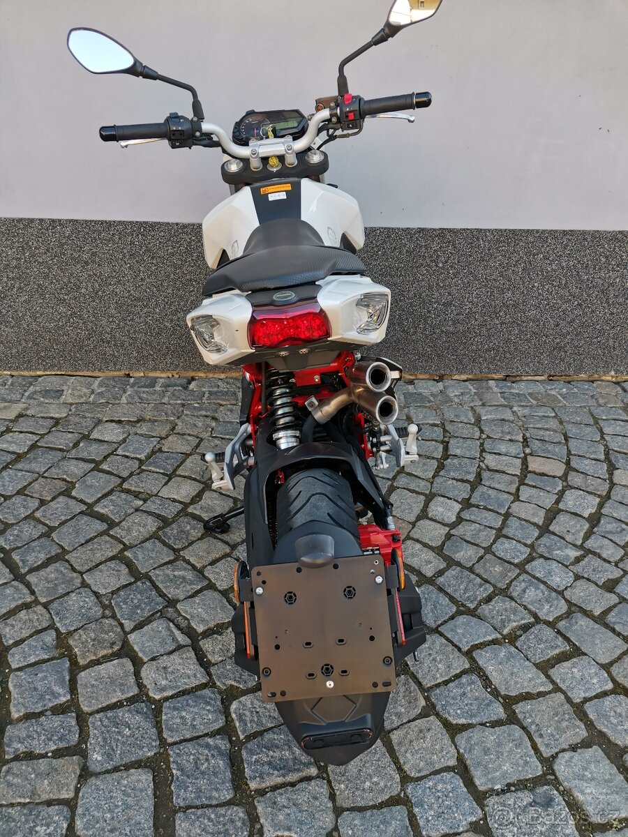 Benelli Tnt 125 - 3