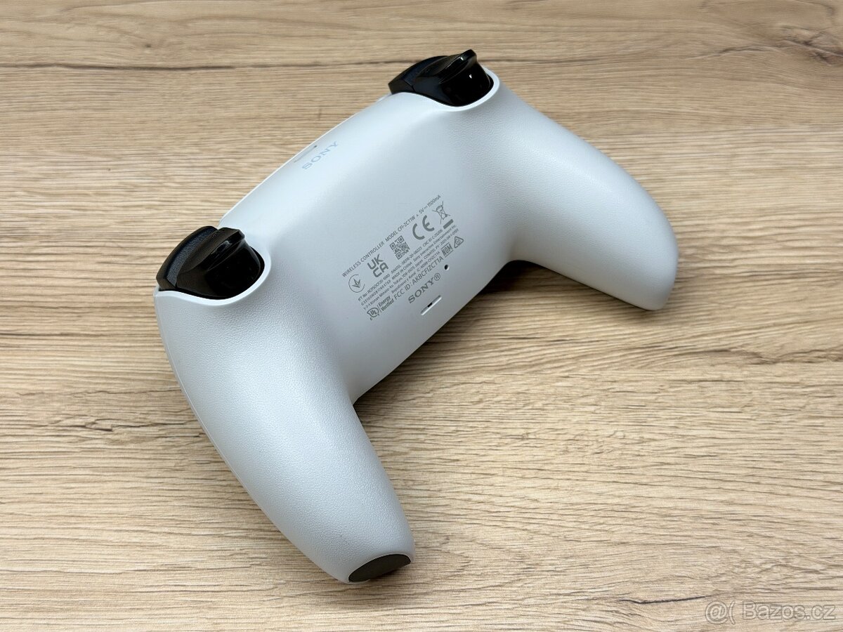 PS5 DualSense Wireless Controller (White) - 3