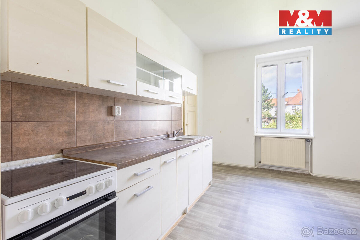 Prodej bytu 3+1 s garáží v Žandově, ul. Děčínská - 3