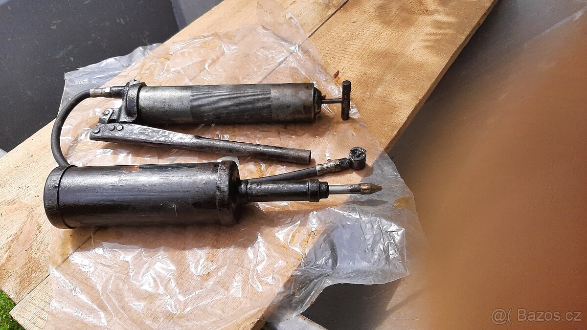 Nářadí z vyklízené nemovotosti - 3