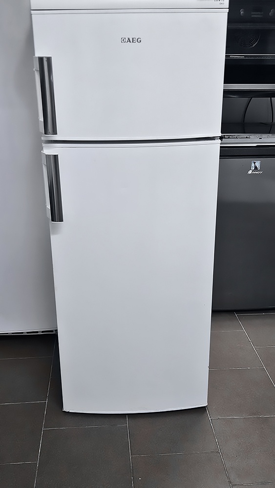 Lednice s mrazákem INDESIT, kombinovaná, výška 175 - 3