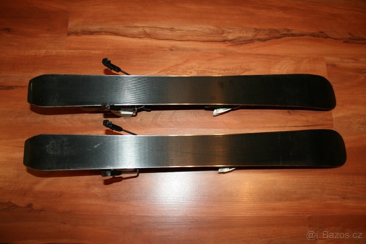 divcí lyže Atomic 70 cm , lyžaky Elan - 3