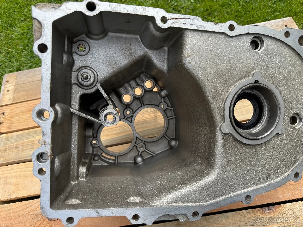 Lada 2108 Samara Obal převodovky - 3