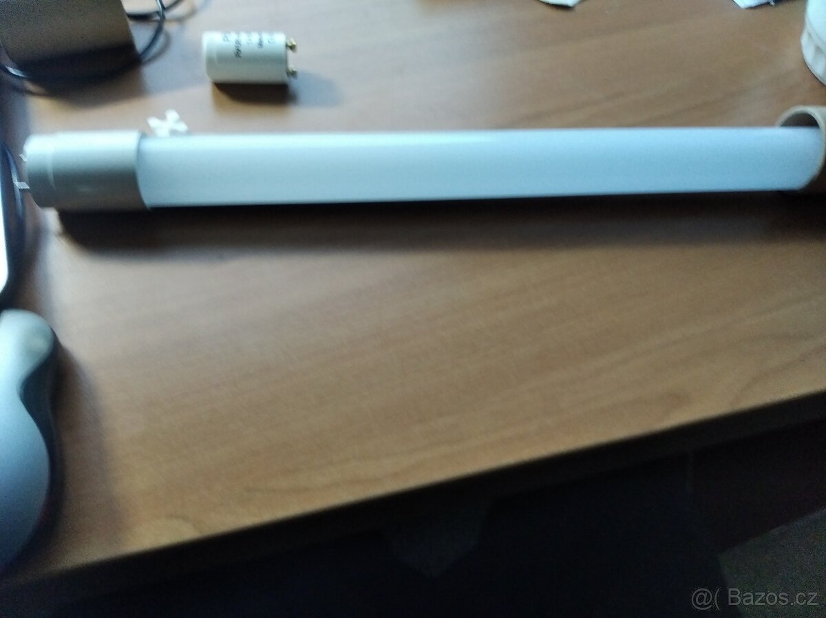 LED zářivka G13, 10 W - 3