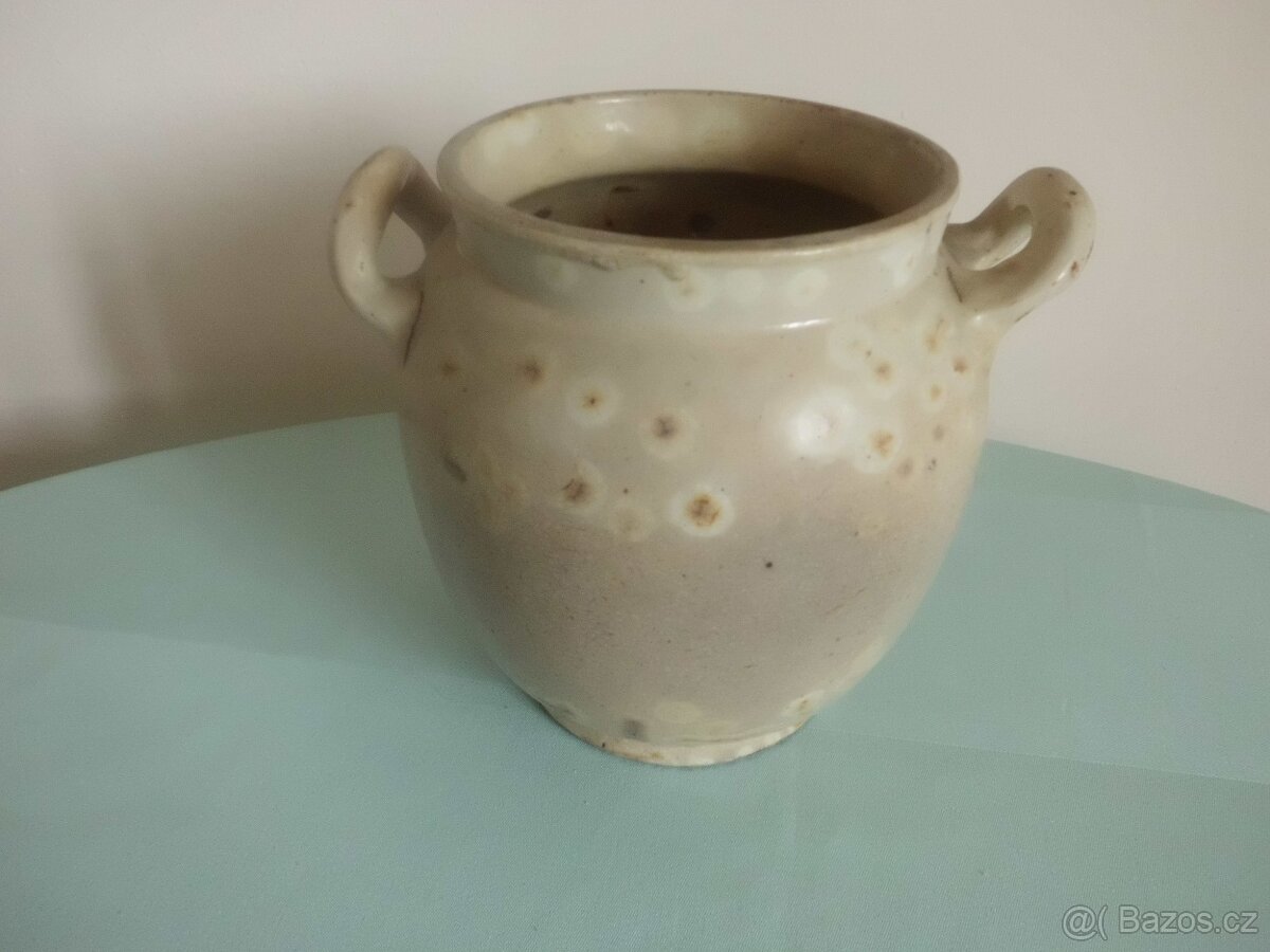 Starý kameninový sádelňák - 3