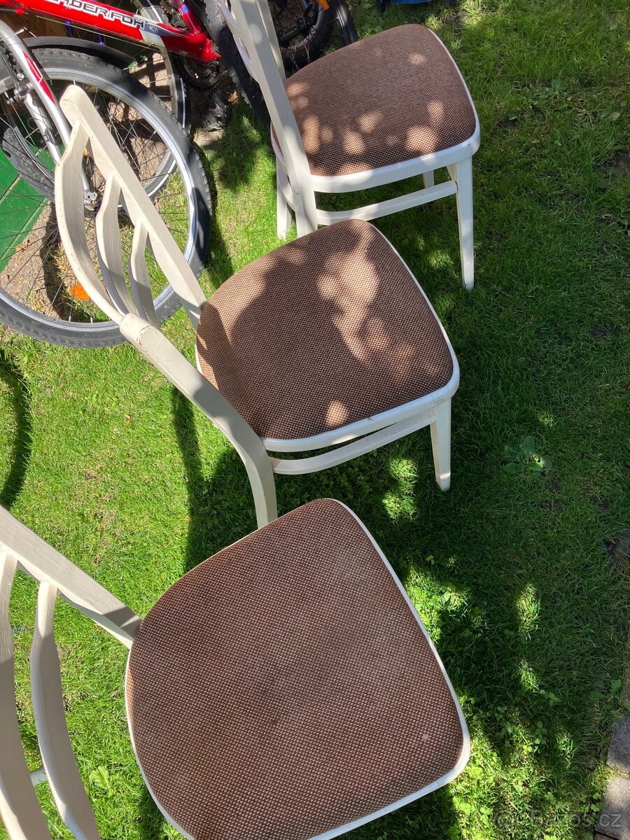 Židle - 3