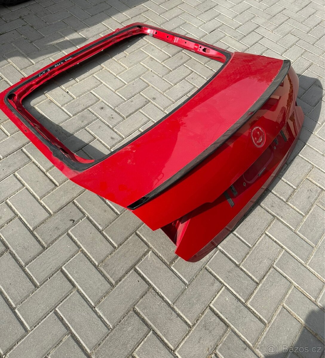 Superb 3 zadní část víko nárazník - 3