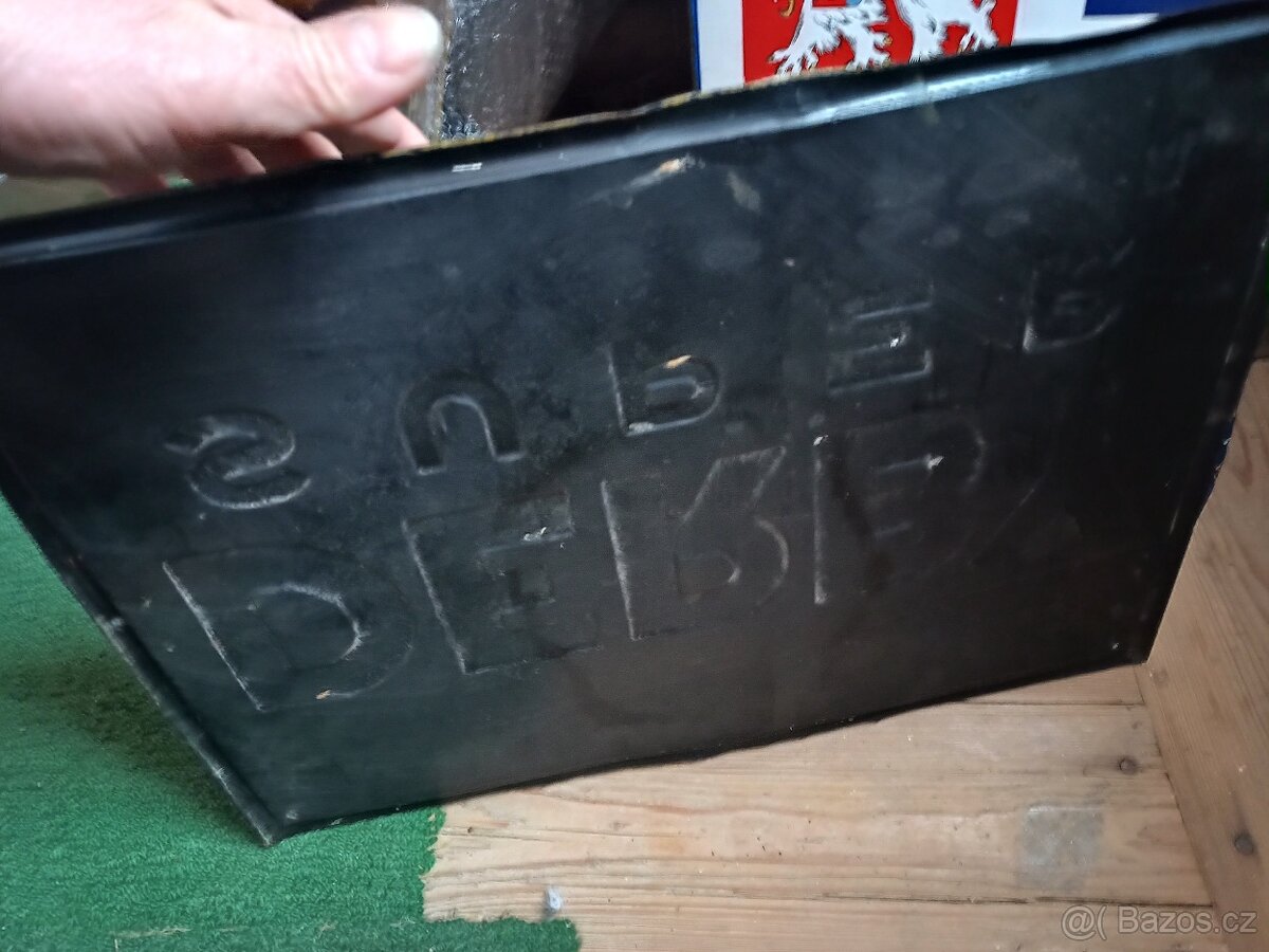 STARÁ REKLAMNÍ CEDULE - 3