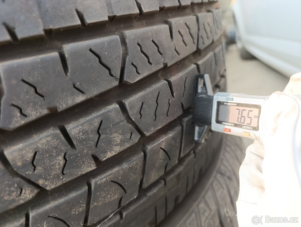 Continental 265/60/18 - 3