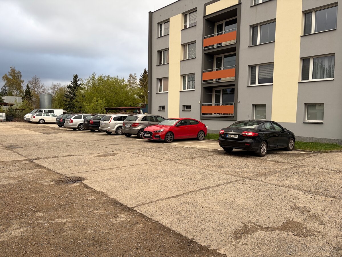 Parkovani Osecka ul, Duchcov - 3
