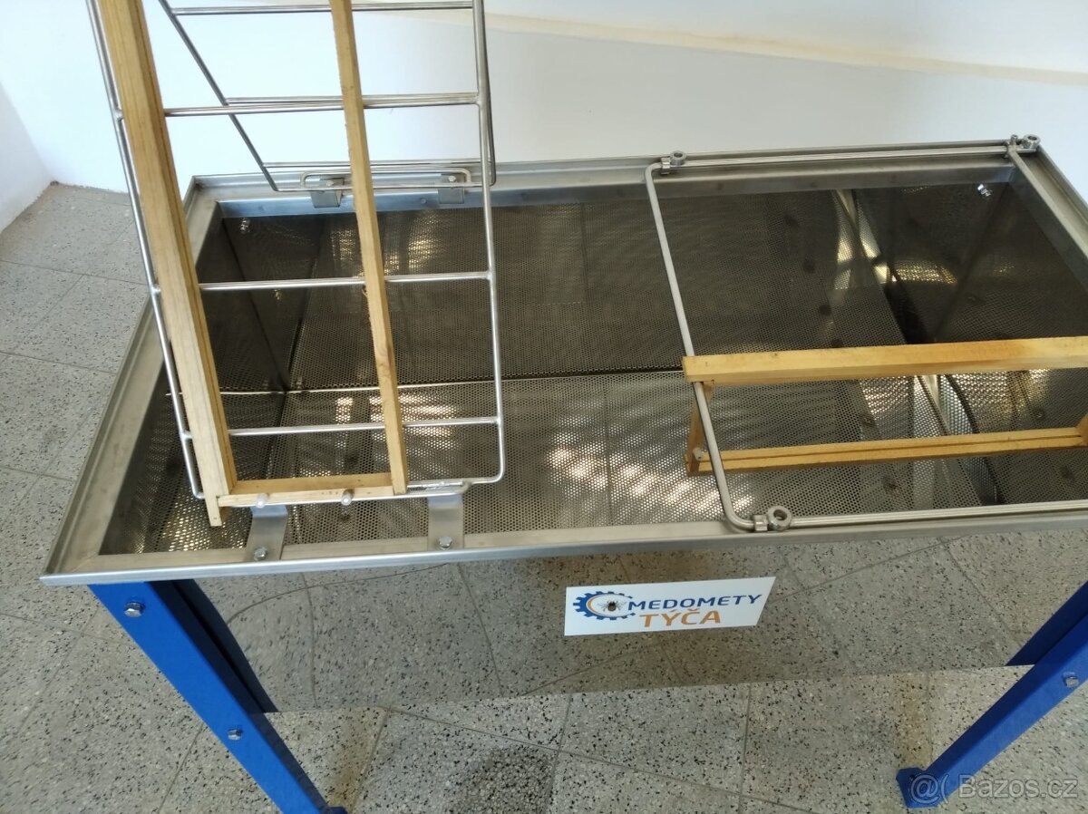Medomety Týča - 3
