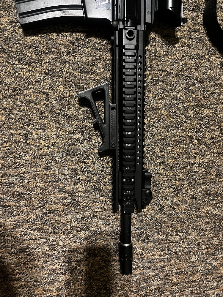 M4 MK110 12” + helma s potahem Multicam - 3