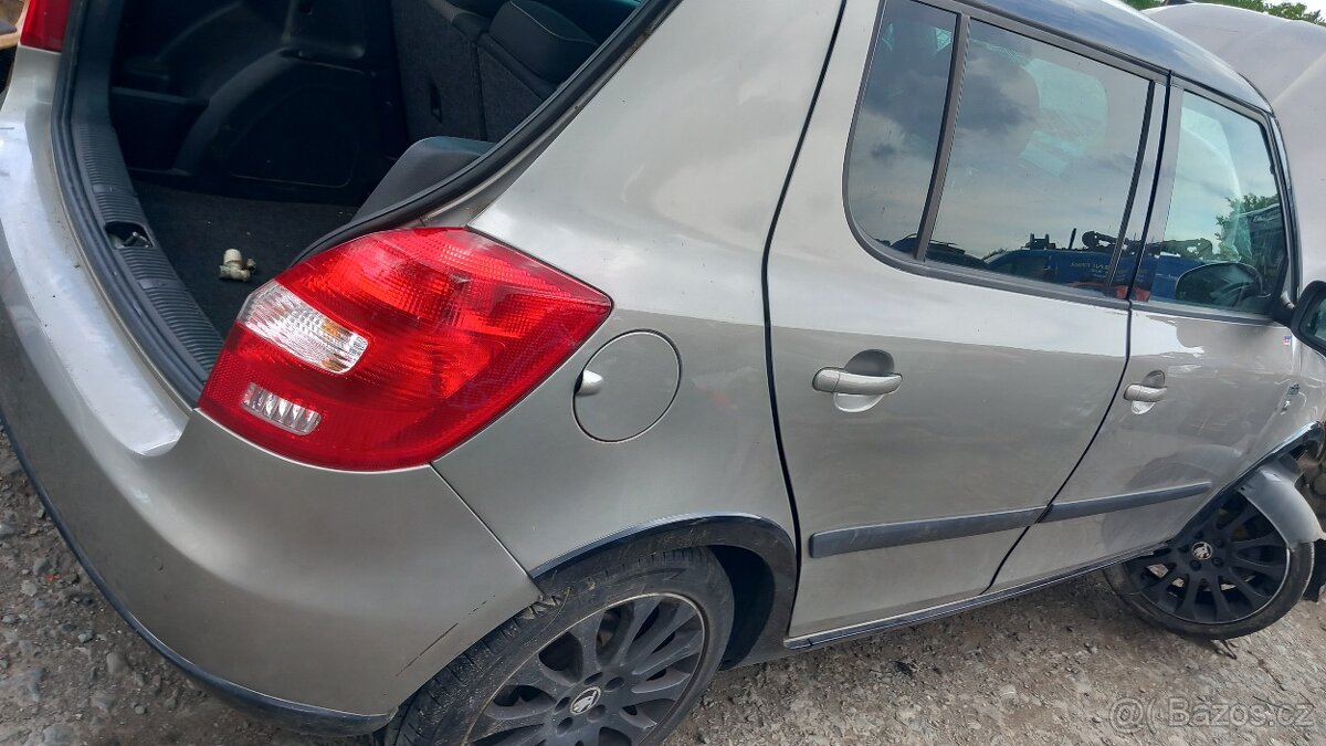 Škoda fabia 2 1.6tdi monte carlo - 3