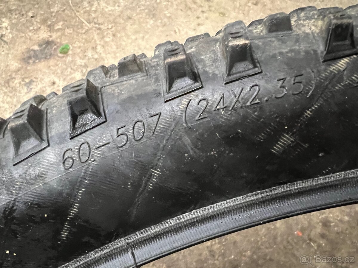 Schwalbe Smart Sam 60-507 (24x2.35) drát - 3