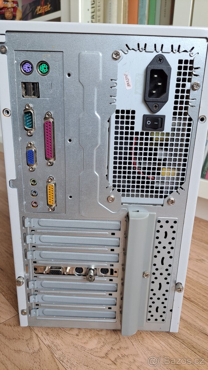 Historický počítač Intel Celeron 500MHz, 230MB RAM - 3