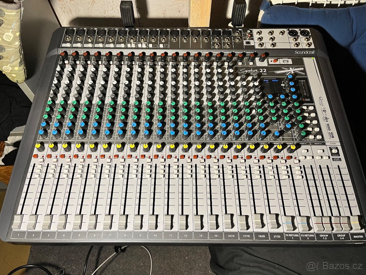 Mixážní pult Soundcraft Signature MTK 22 - 3