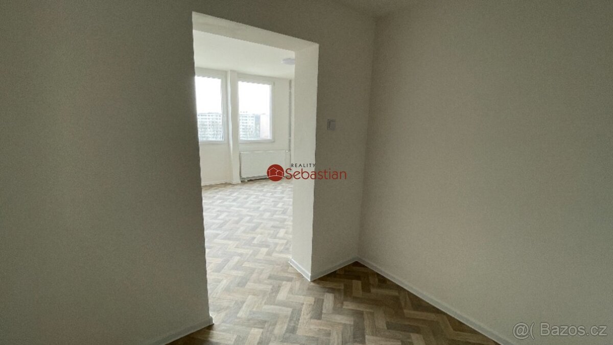 Pronájem bytu 1+1 v ulici A.Sochora v Teplicích (901) - 3