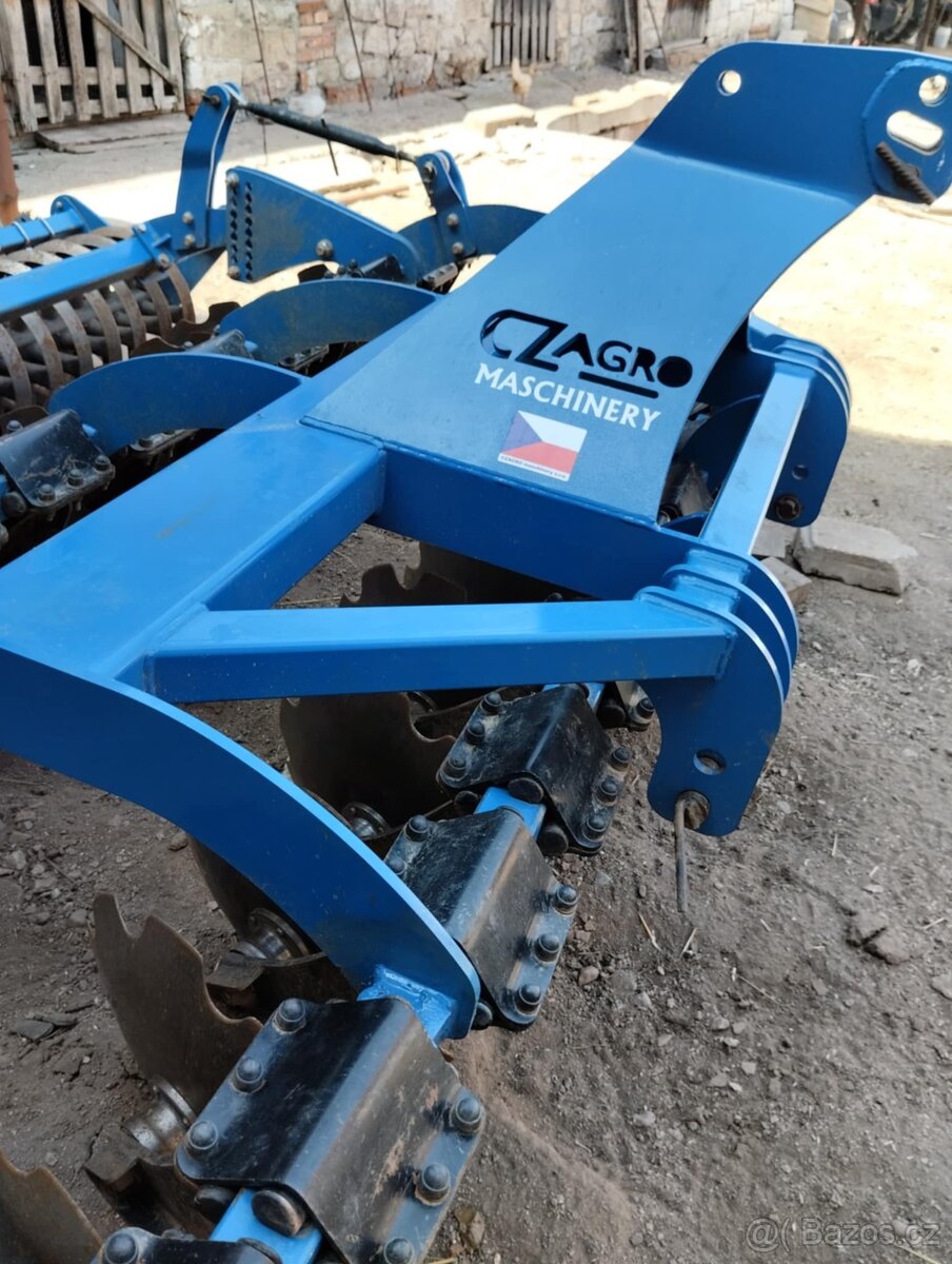 Diskový podmítač 2,7 m ZEUS STRONG - 3