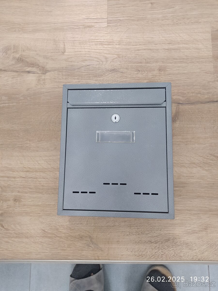 Poštovní schránka - 3