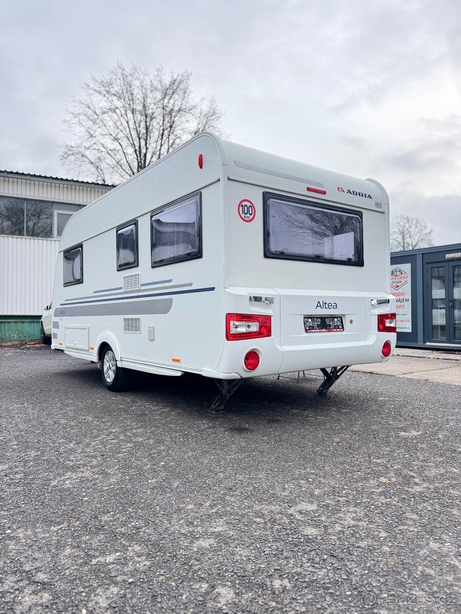 Adria Altea 472 PU ~ Francouzská postel - 3