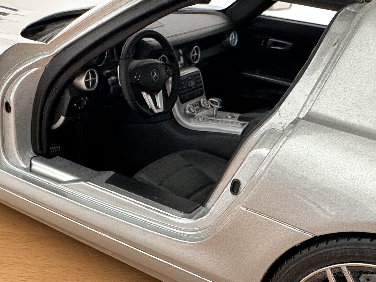 1:12 Mercedes-Benz SLS AMG PremiumClassiXXs - 3
