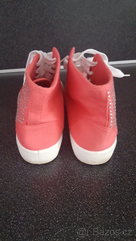 Růžovo-červené kotnikáče s kaminky CCC, styl Converse vel.39 - 3